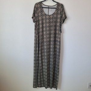Torrid Super Soft Ditsy Tribal Print Short Sleeve Maxi Dress Plus Size 3X